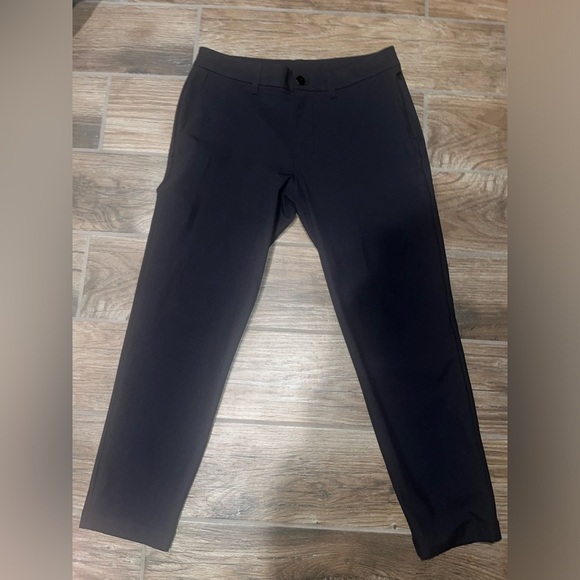 Lululemon ABC slim fit trouser black pants - Picture 2 of 5